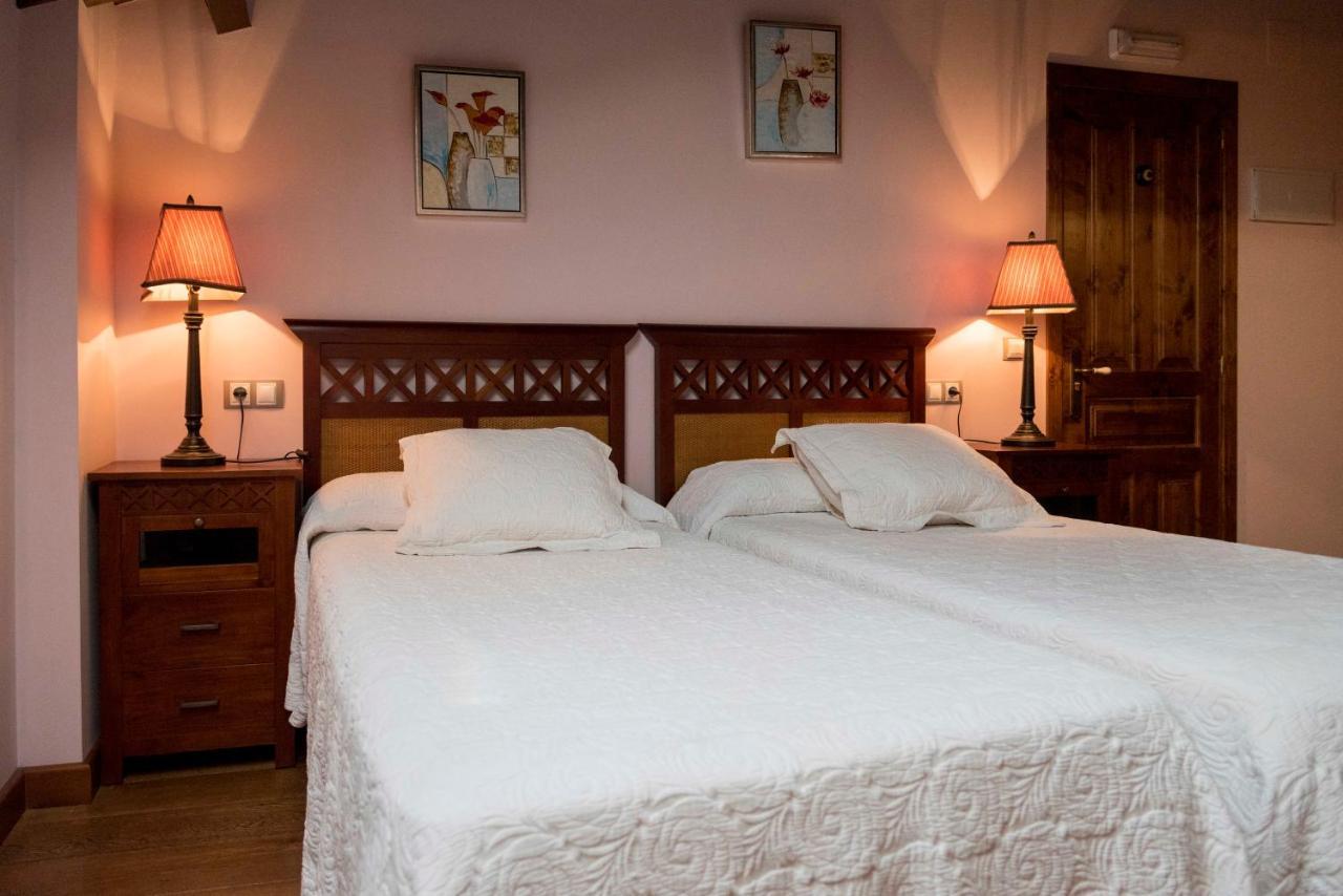 Hotel Rural Casona Trabadelo Вегадео Екстериор снимка